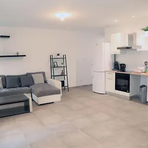  Appartement Le Patio - Hyper Centre Marseille-cours Julien